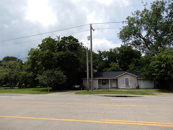 2nd image of 4509 E Fm 517