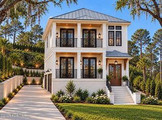 3 Barnes Bluff Drive SE, Southport, NC 28461