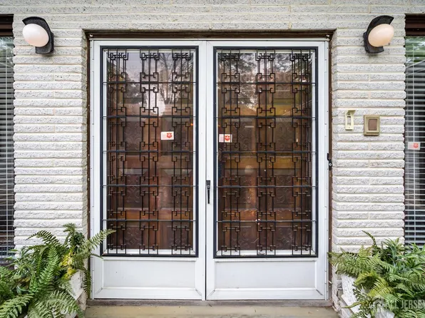 1474 Thomas Ave, North Brunswick, NJ 08902