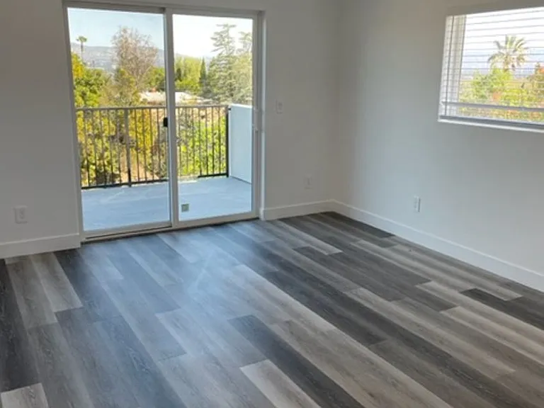 20811 Tiara St — Photo 38
