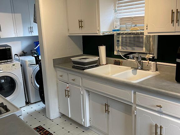 2nd image of 4146 Florida St