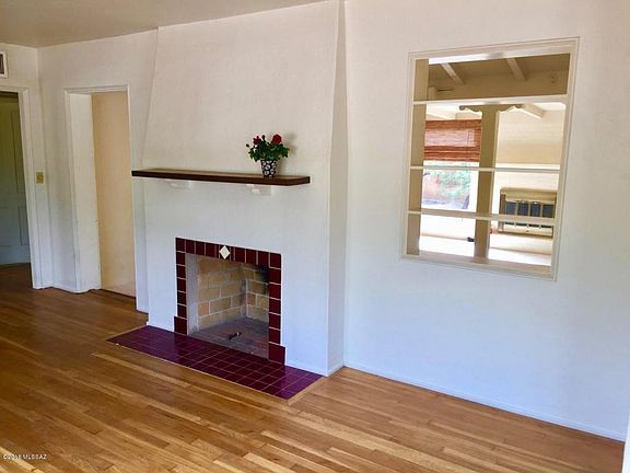 5th image of 1205 N Stewart Ave