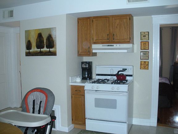 3rd image of 27 Saint John Ave Floor 3