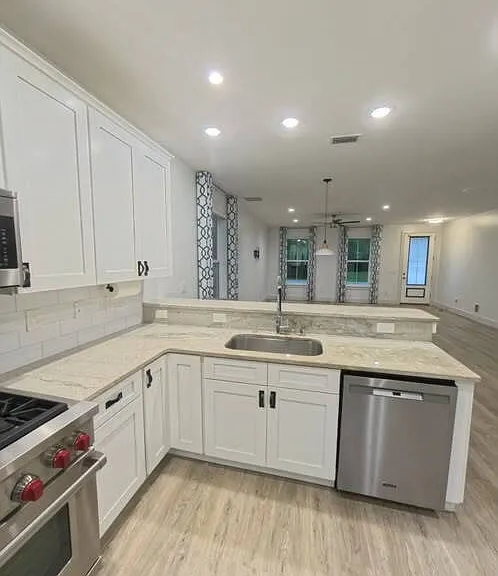 405 B St — Photo 27
