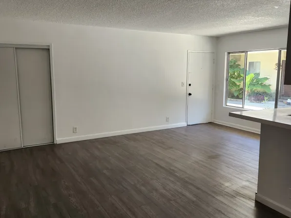 7332 Variel Ave #14, Canoga Park, CA 91303