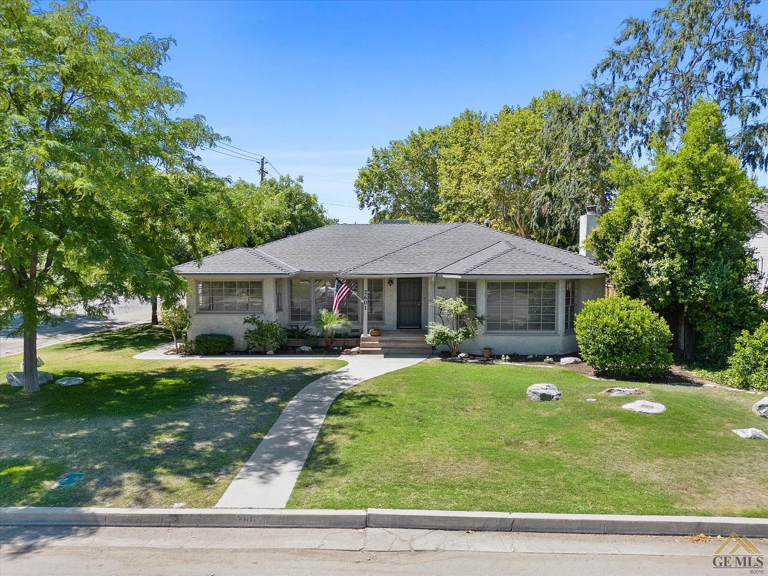 2601 Buena Vista St, Bakersfield, CA 93304 Zillow