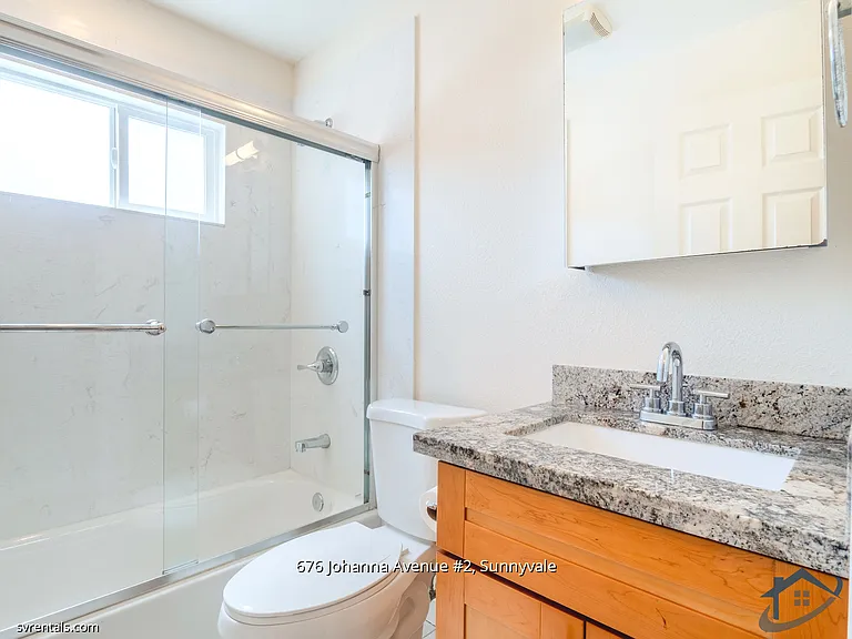 676 Johanna Ave #2 — Photo 11