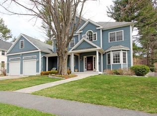 29 Livingston Cir, Needham, MA 02492
