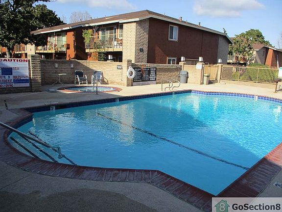 5th image of 1058 S Winchester Blvd