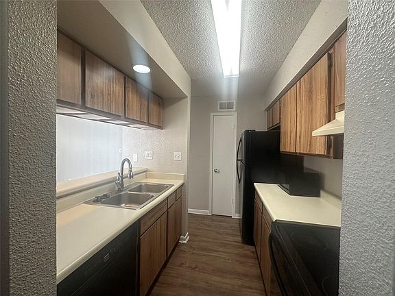 3rd image of 250 El Dorado Blvd #132