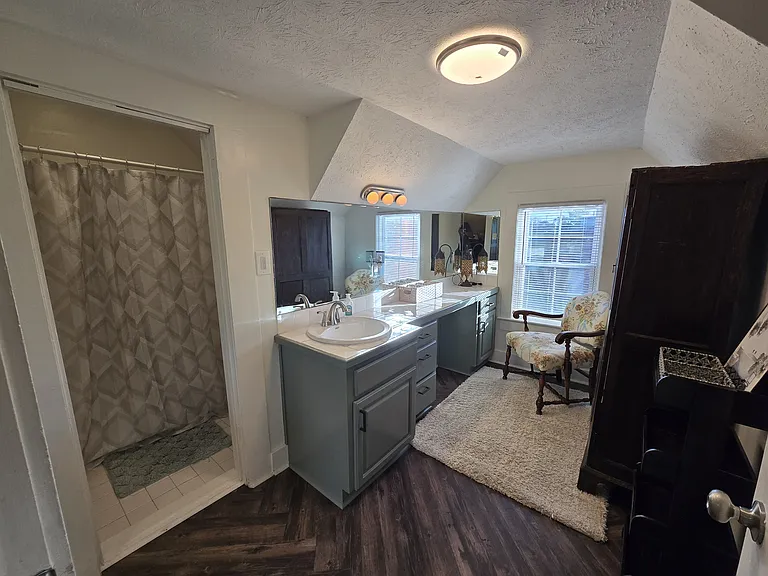 1834 Highland Ave #D — Photo 5