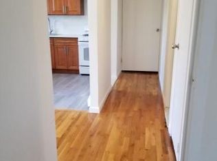 3920 210th St FLOOR 1, Bayside, NY 11361