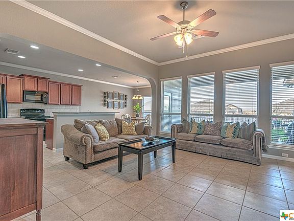 5th image of 502 Dandridge Dr