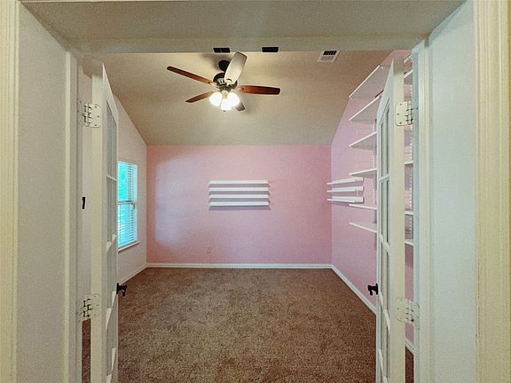 3rd image of 7421 Innisbrook Ln