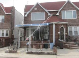 5014 206th St, Oakland Gardens, NY 11364