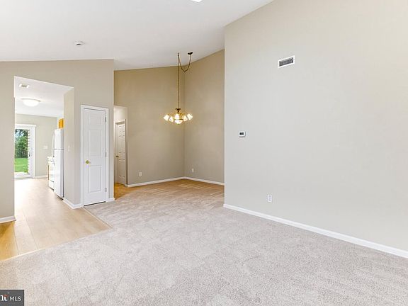 5th image of 144 Alexander Rd