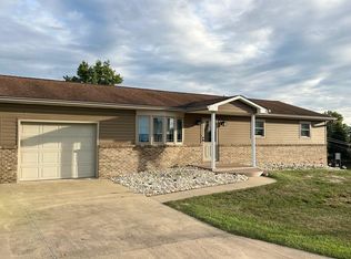 30 Ellen Dr, Wellsburg, WV 26070