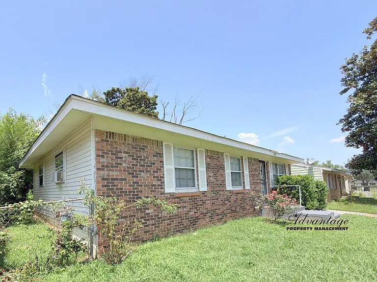 3807 Masterson St — Photo 3