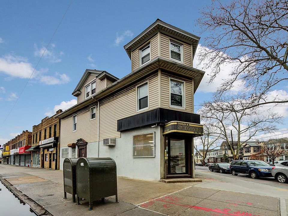 1st image of 12402 Metropolitan Ave