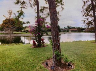 264 Melrose Pl, Naples, FL 34104