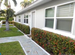 1406 Hayes St, Hollywood, FL 33020