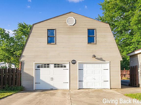 3rd image of 324 Montebello St SE