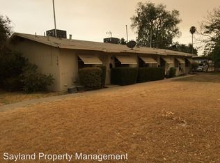 8 E Stanislaus St, Fresno, CA 93706