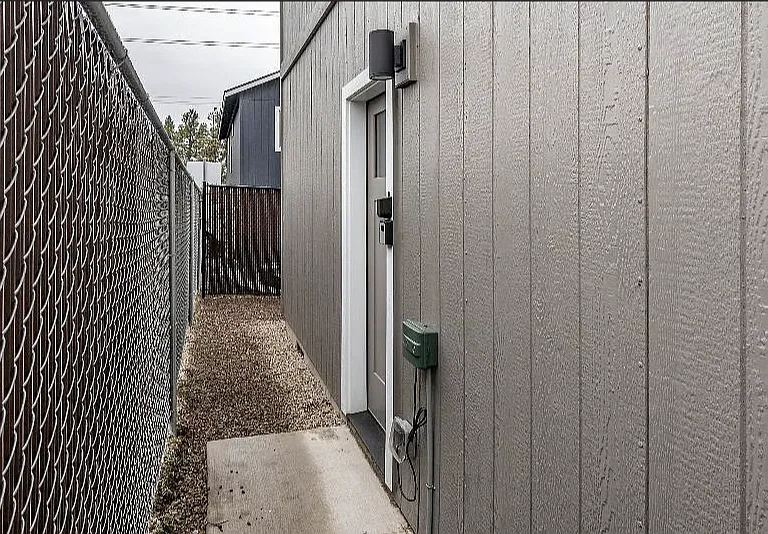 1011 SE 5th St — Photo 16