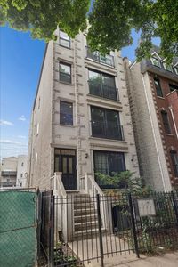 1508 N Hudson Ave APT 2, Chicago, IL, 60610