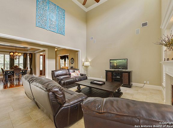 5th image of 25308 Wentworth Way