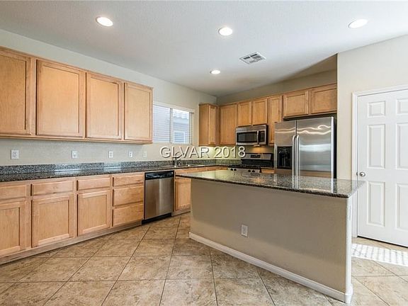 5th image of 10903 Florence Hills St