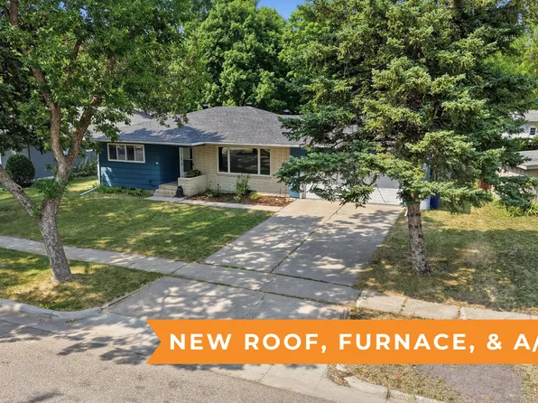 1418 22nd Ave S, Moorhead, MN 56560