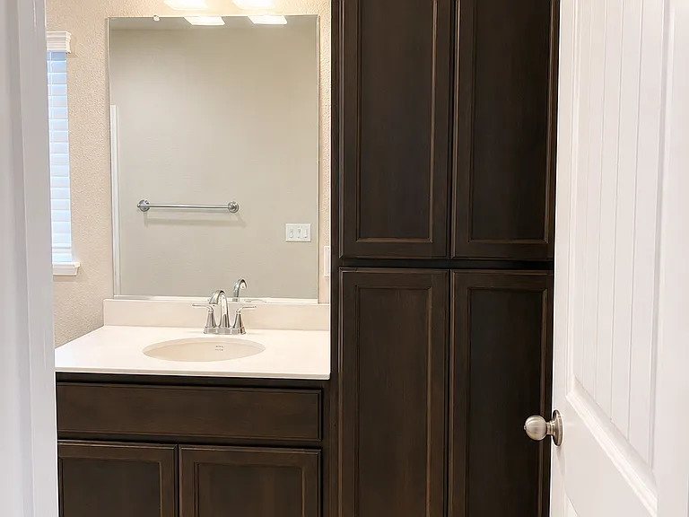 241A N Bella Monte Ave — Photo 8