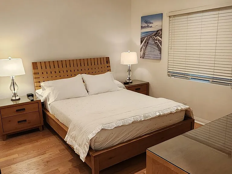 135 Montana Ave #5 — Photo 4
