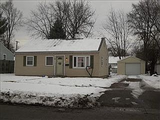 1st image of 124 32nd St N