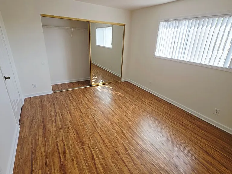 12835 Kling St. — Photo 12