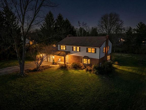 3rd image of 14017 Manor Rd