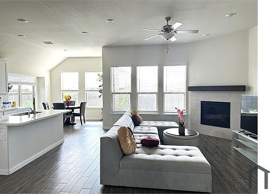 5th image of 1313 Forest Haven Dr