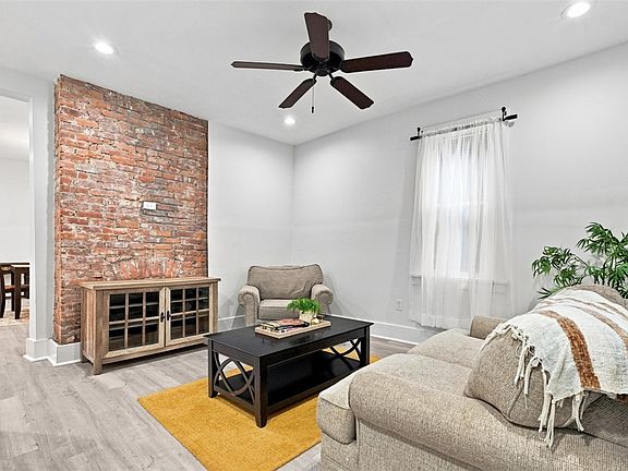 5th image of 861 Railroad St