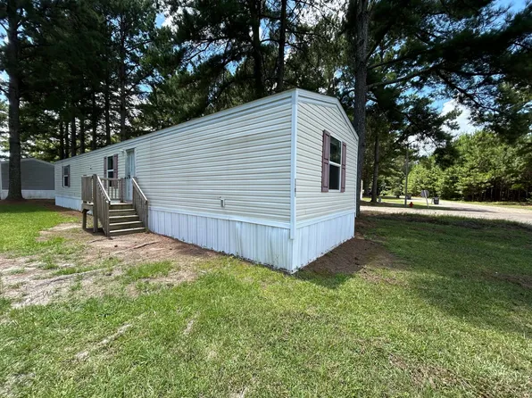 1101 Teneile St, Dillon, SC 29536
