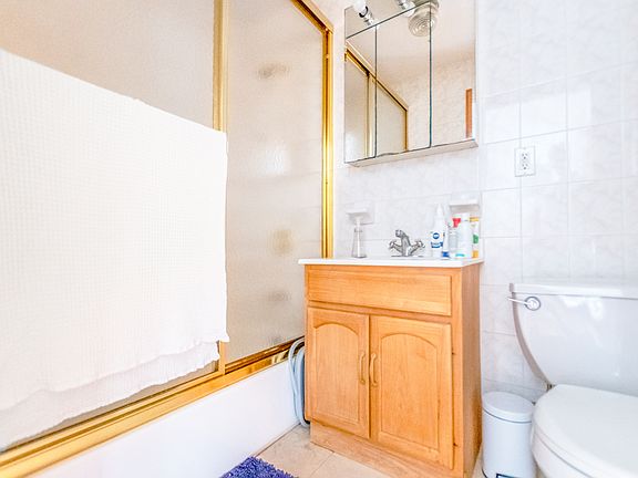 4th image of 286 Sackett St #2