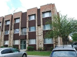 8641 W Foster Ave APT 1W, Chicago, IL 60656