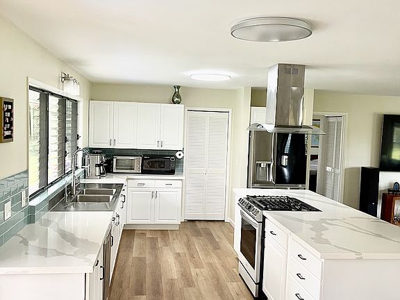 5th image of 935 Kukuau St
