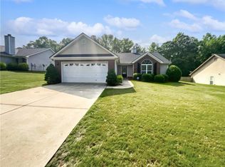 237 River Mist Cir, Jefferson, GA 30549