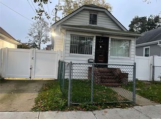 12011 193rd St, Saint Albans, NY 11412