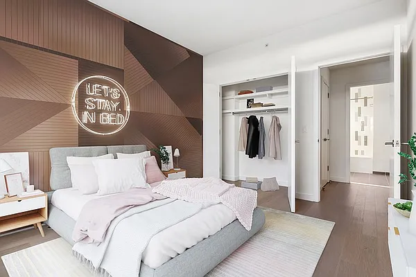 Rented by Greystar | media 3