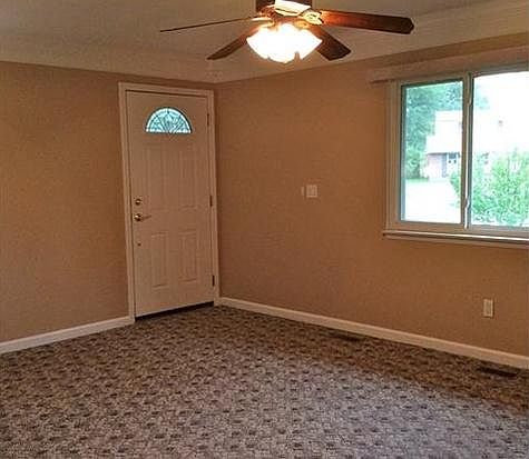 5th image of 10917 Jackson Ct