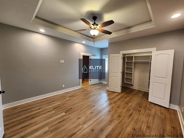 3700 Potomac Way — Photo 12