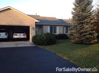 1507 Napoleon Rd, Bowling Green, OH 43402