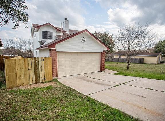 3rd image of 7029 Hillcroft Dr